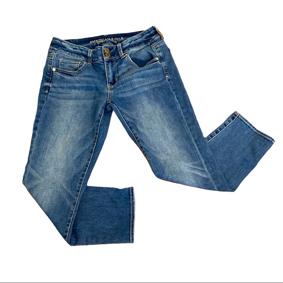 NWOT American Eagle Artist Crop Jeans - Picture 1 of 5